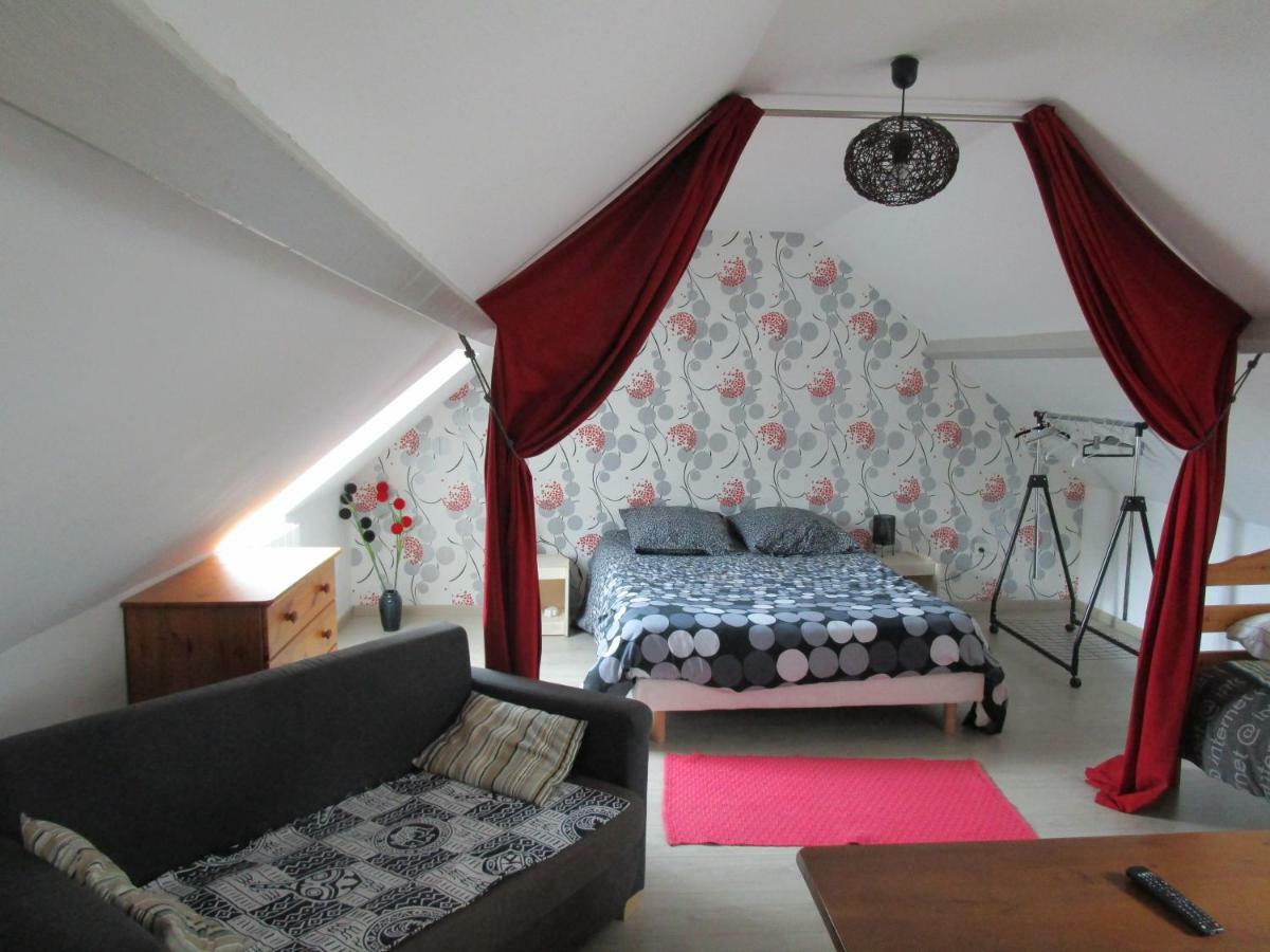 Gite Dans Les Alpes Mancelles Gesnes-le-Gandelin Exterior foto